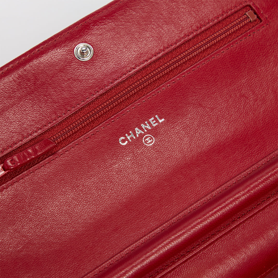 Boy Wallet On Chain in Red Leather