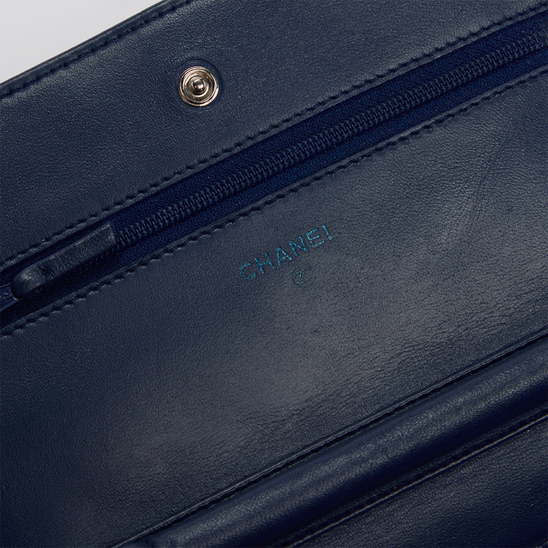 Classic Wallet on Chain in Navy Blue Leather 2013 - 2014