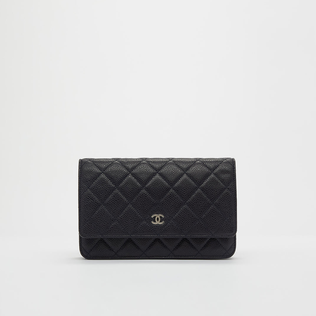 Wallet On Chain in Navy Blue Caviar Leather 2013 - 2014