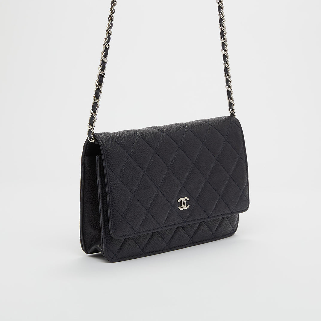 Wallet On Chain in Navy Blue Caviar Leather 2013 - 2014