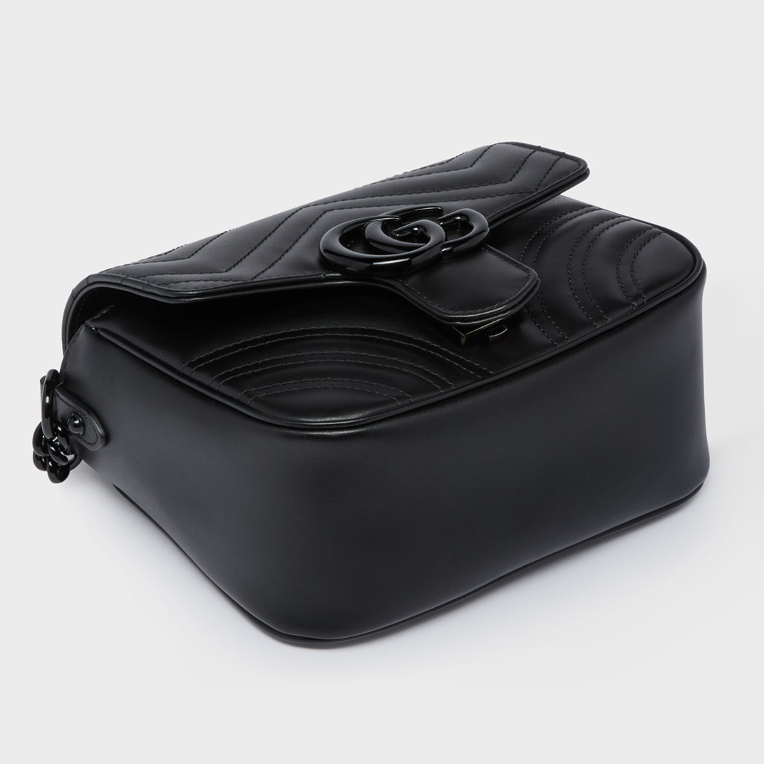 GG Marmont Matelassé Mini Shoulder Bag in Black
