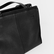 Load image into Gallery viewer, LOEWE_Leather-Cushion-Tote-Bag_DETAIL