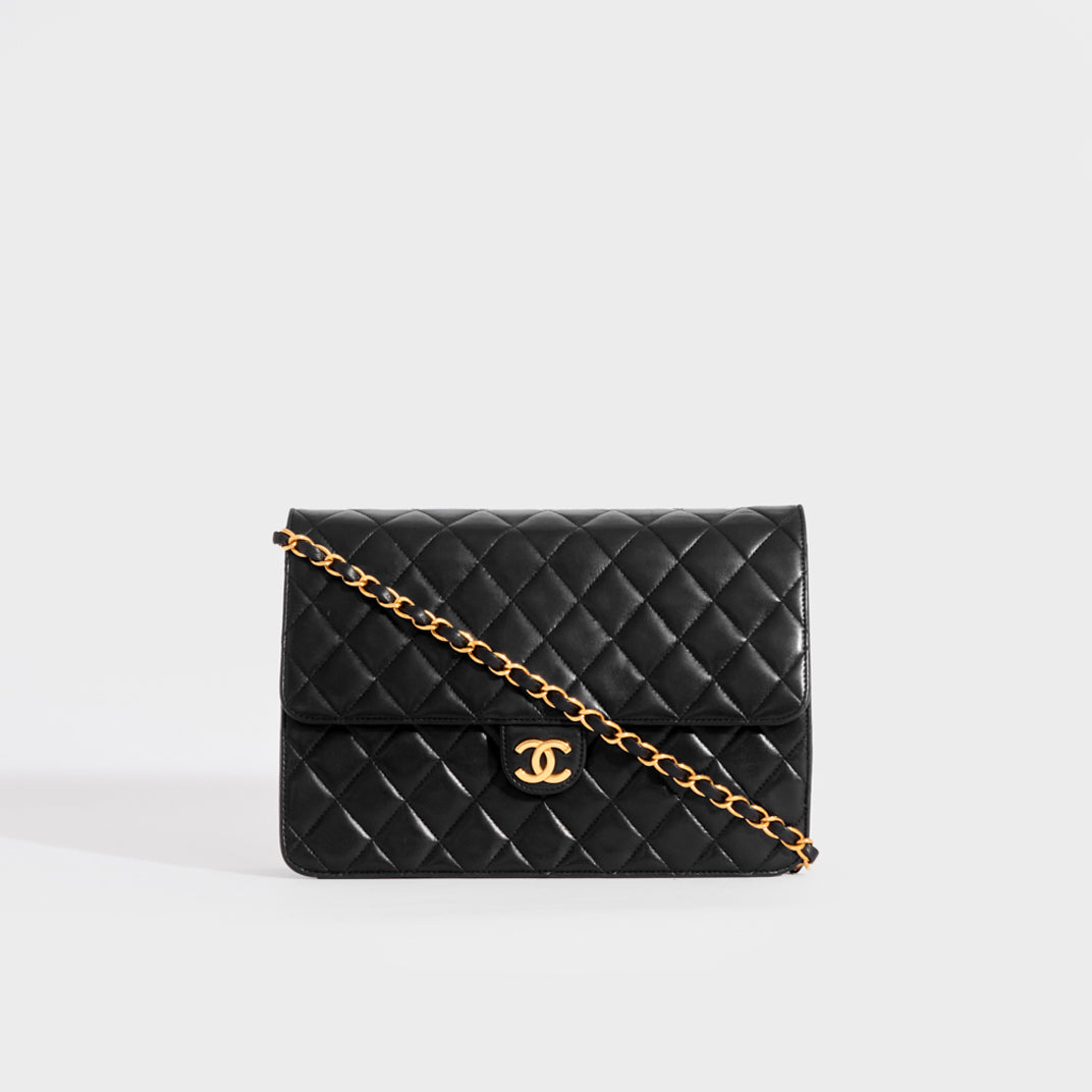 CHANEL Single Flap Single Chain Bag in Black Lambskin 1997 - 1999