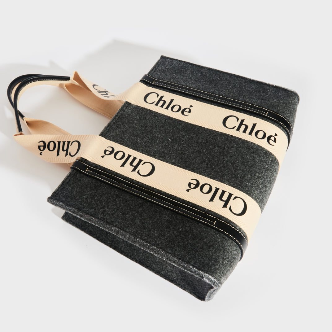 Medium Woody Tote Bag in Grey