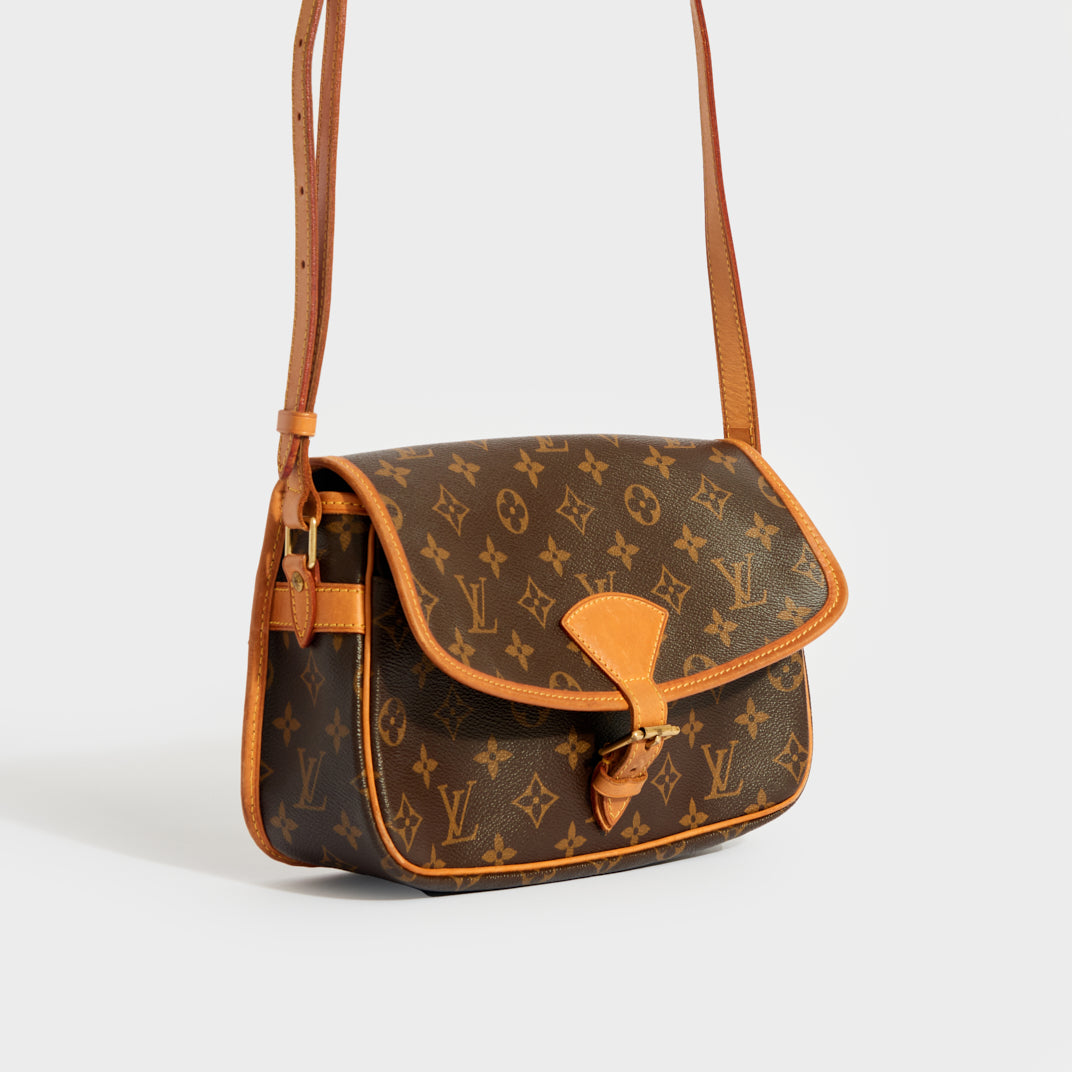 LOUIS VUITTON Sologne Bag Monogram Canvas 2010 COCOON