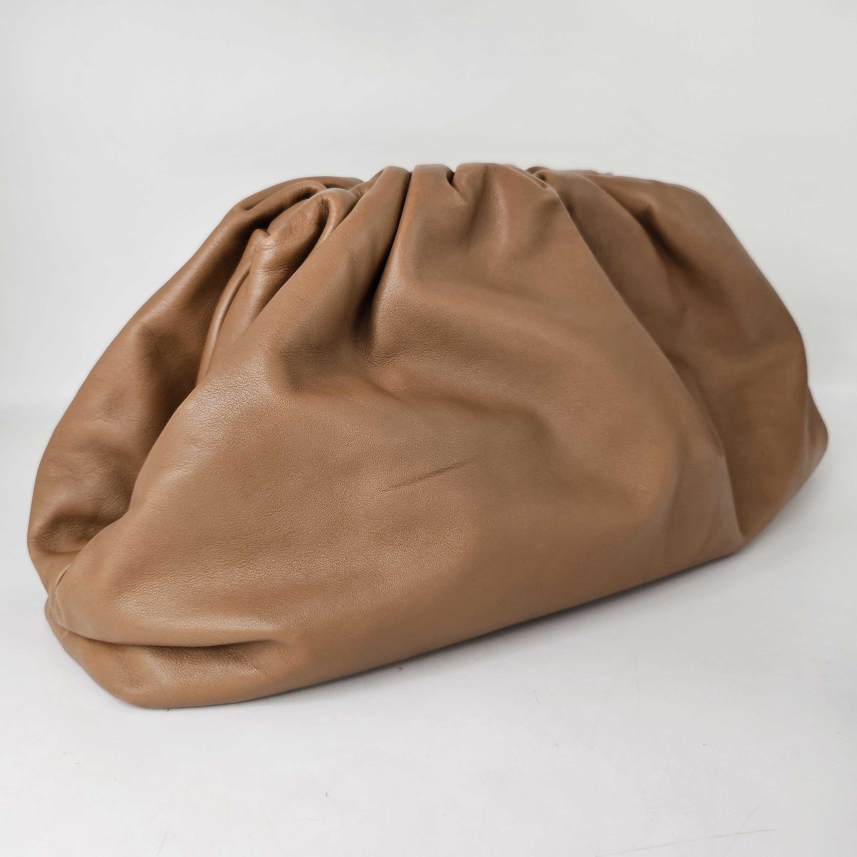 The Pouch Leather Clutch in Cammello [ReSale]