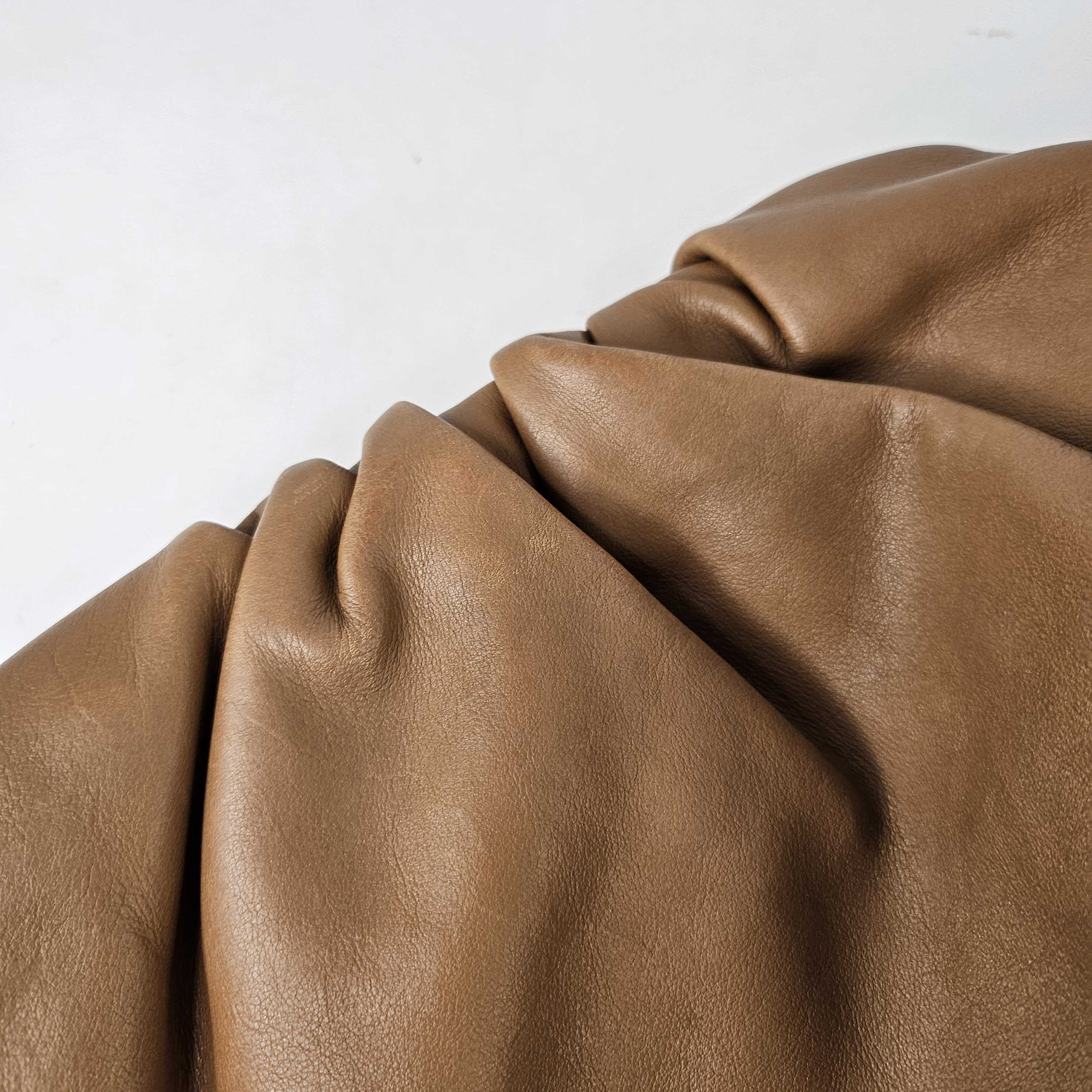The Pouch Leather Clutch in Cammello [ReSale]
