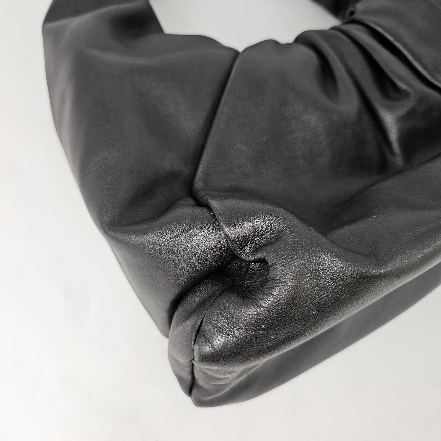 Medium Shoulder Pouch Leather Bag in Black [ReSale]