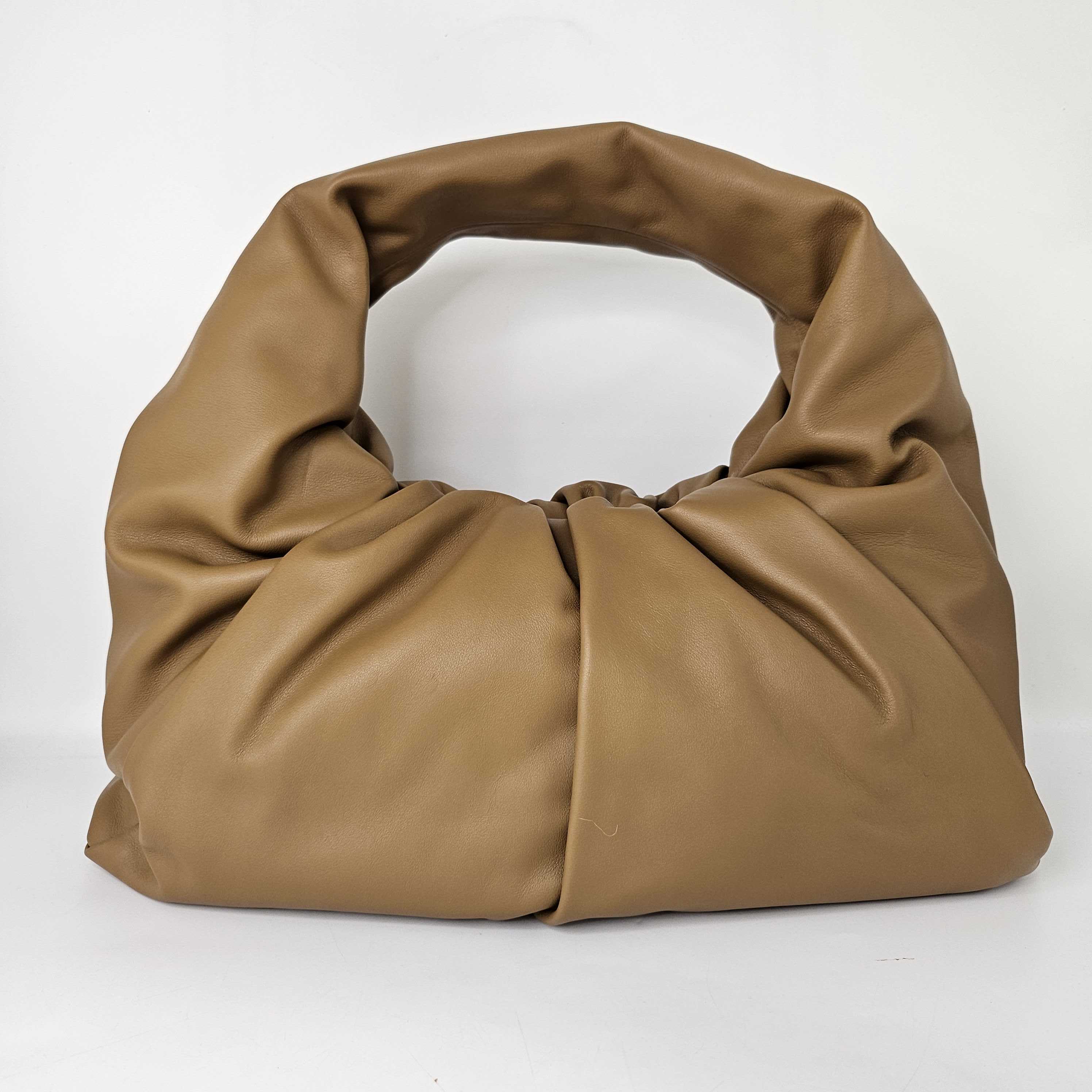 Medium Shoulder Pouch Leather Bag in Moutarde [ReSale]