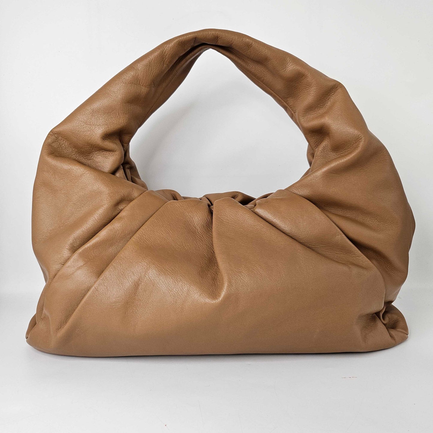 Medium Shoulder Pouch Leather Bag in Camel [ReSale]