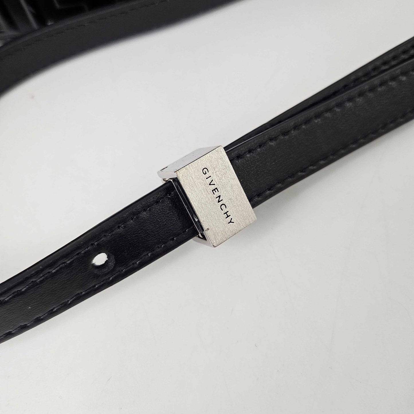 Small 4G Logo Embossed Box Bag [ReSale]