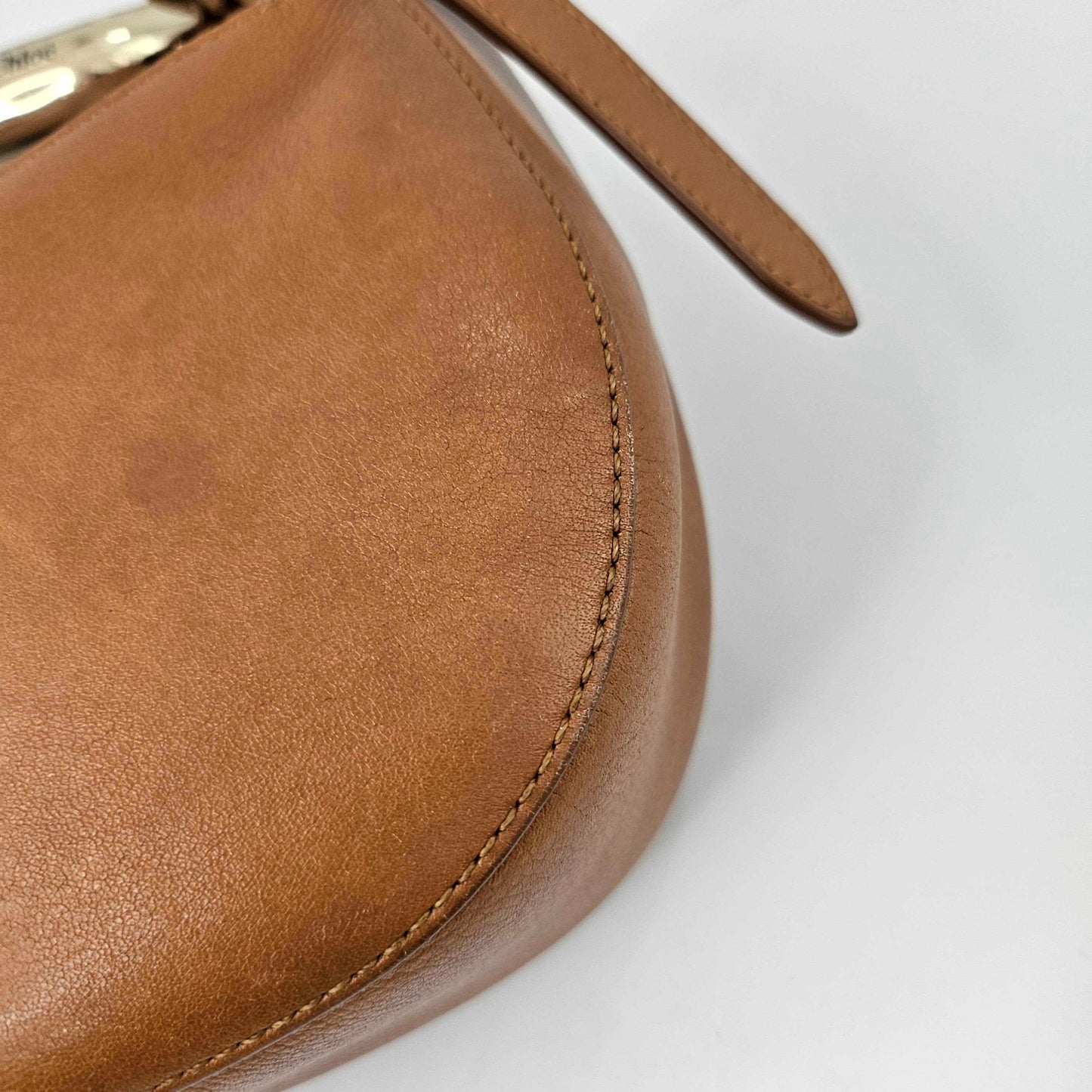 Kiss Small Leather Tote in Tan [ReSale]