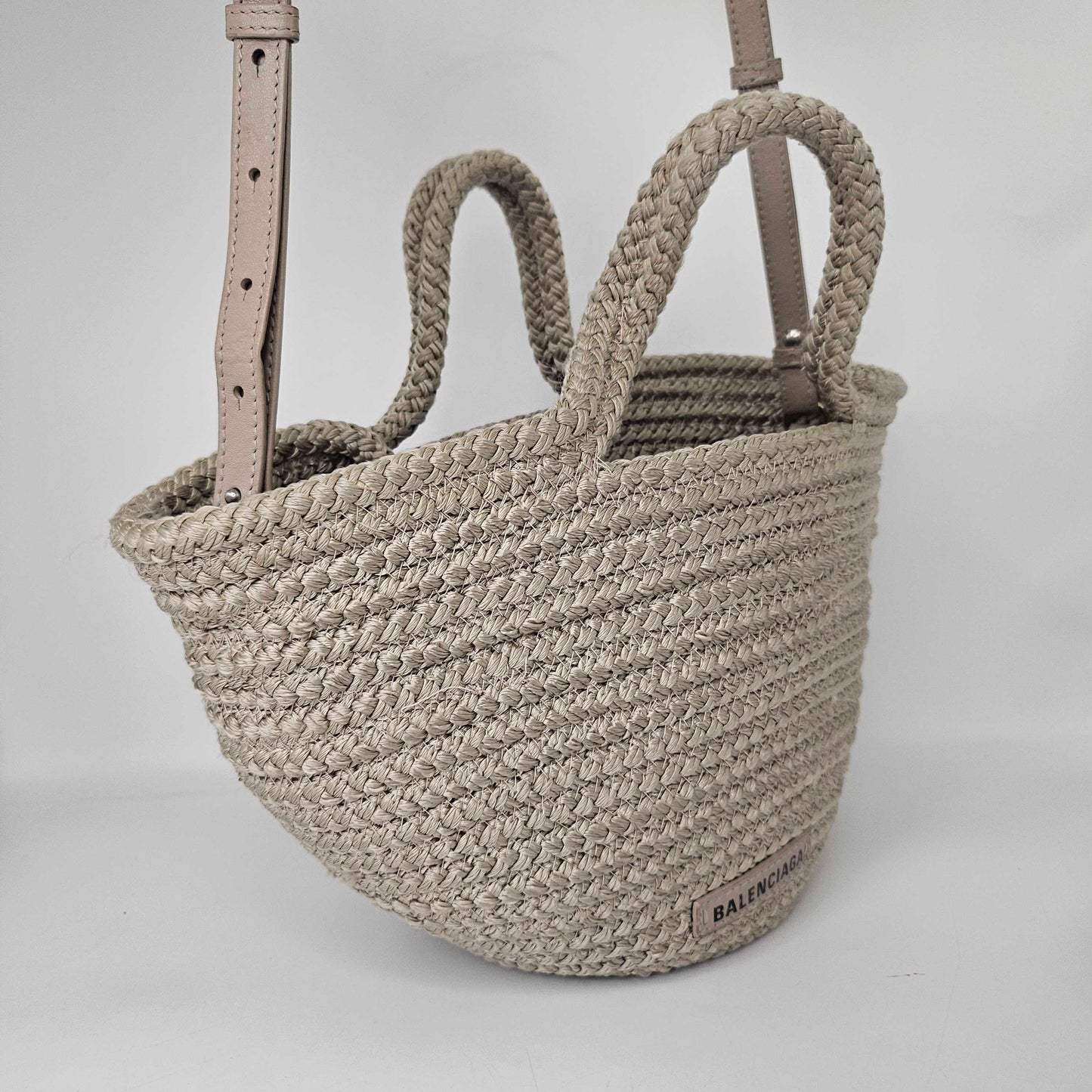 Small Ibiza Basket Bag in Beige [ReSale]