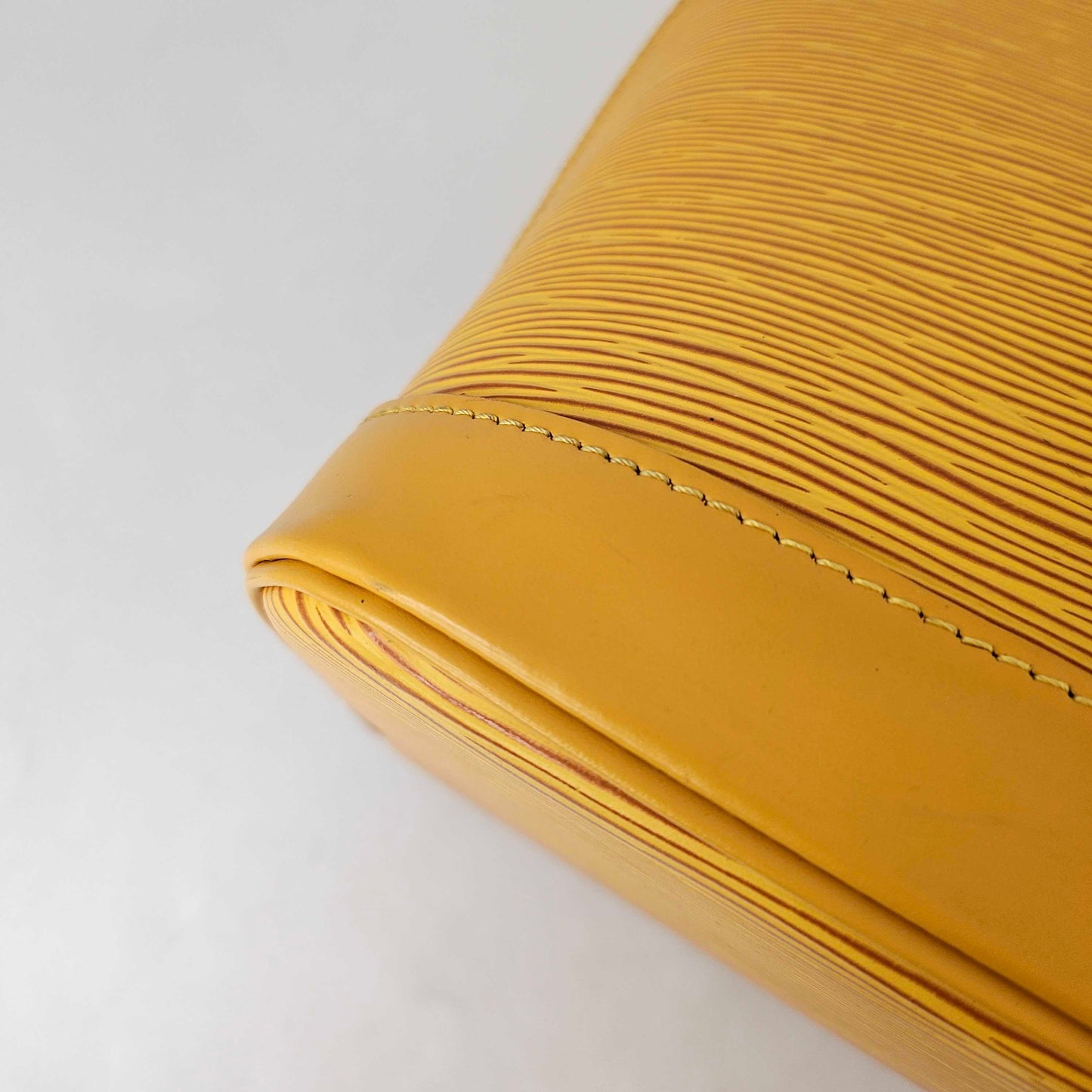 Alma MM Bag in Yellow Epi Leather [ReSale]