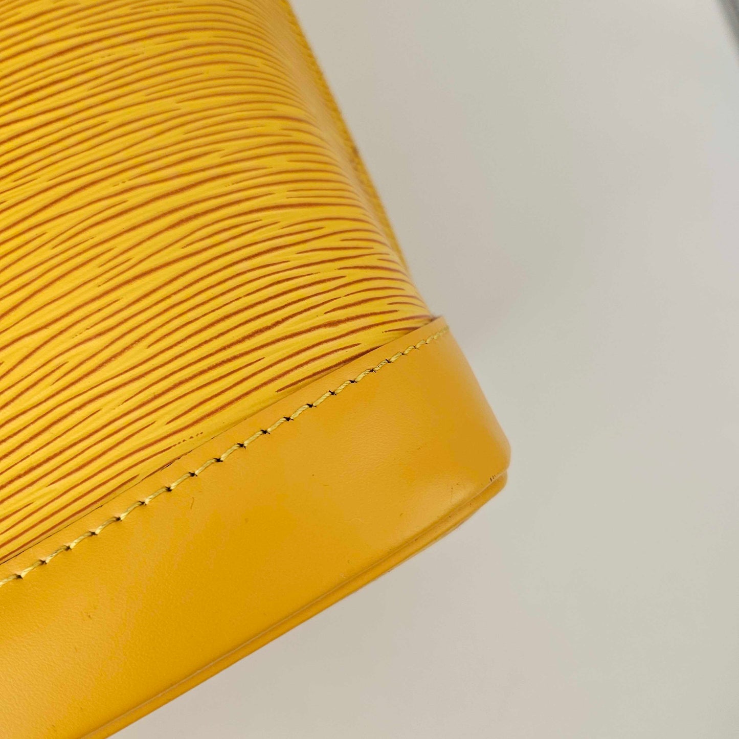 Alma MM Bag in Yellow Epi Leather [ReSale]