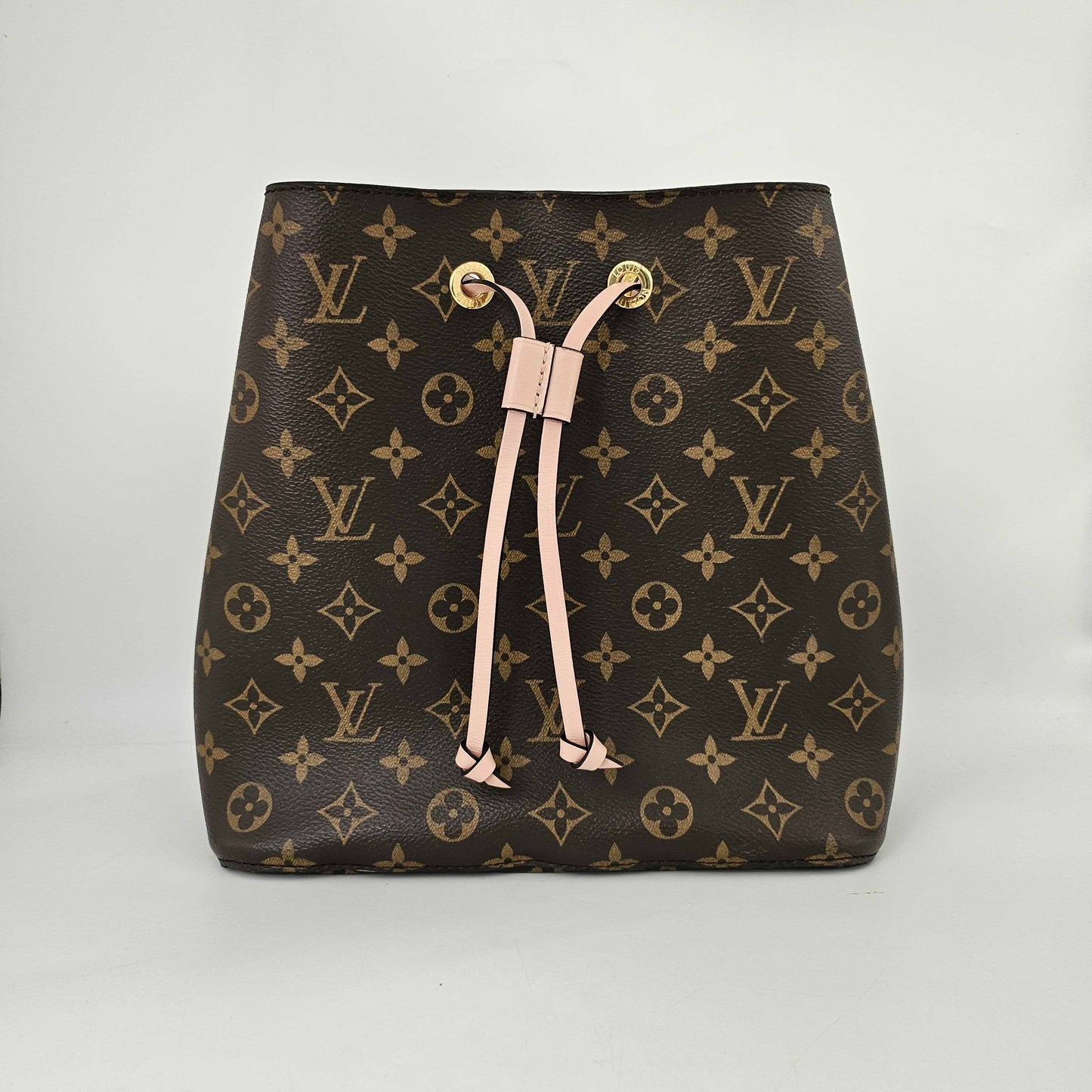 NéoNoé MM Bucket Bag in Monogram Canvas and Pink [ReSale]