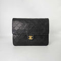 Vintage Timeless Classic Single Flap in Black Lambskin 1994 - 1996