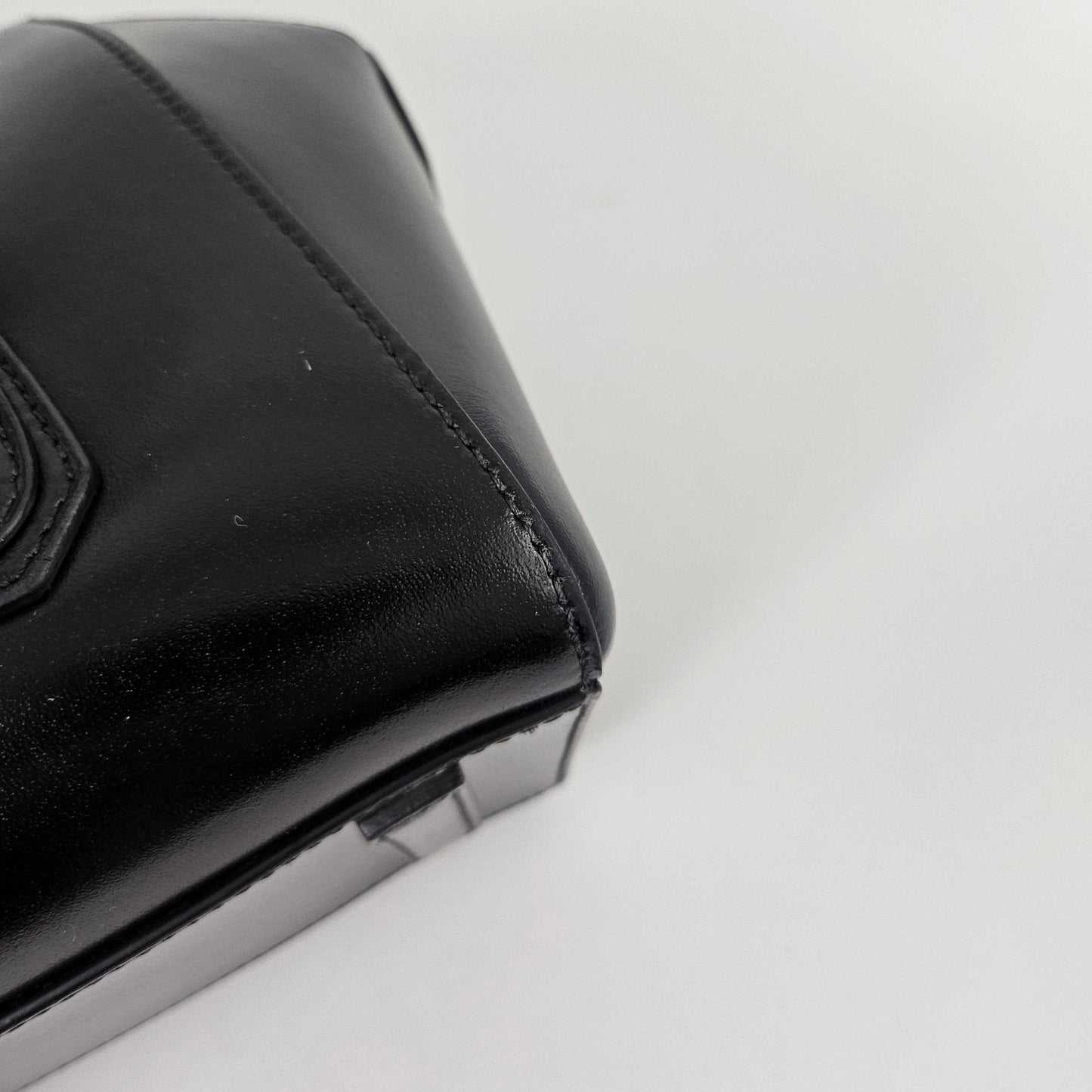 Antigona Lock Mini Leather Bag in Black [ReSale]