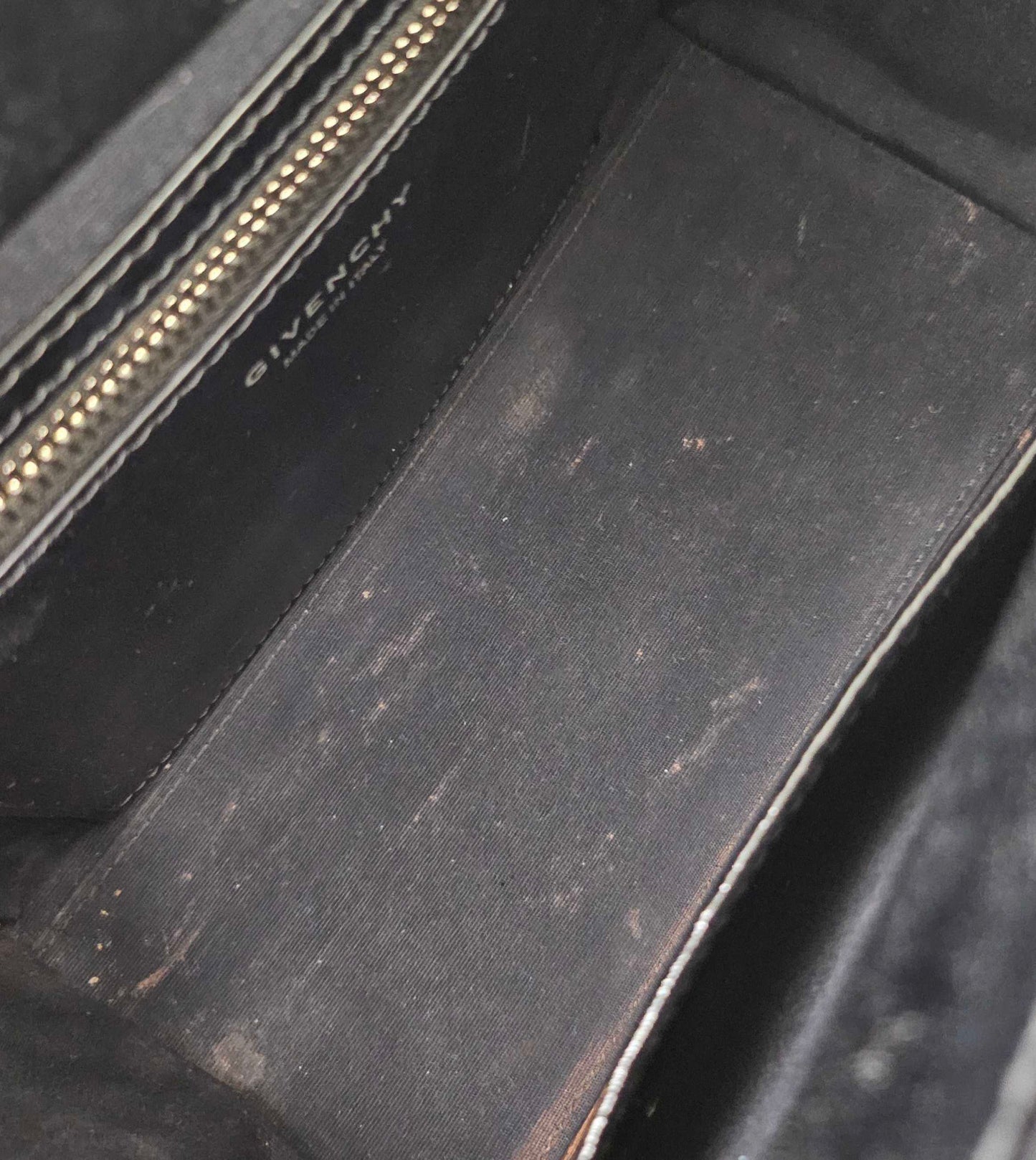 Antigona Lock Mini Leather Bag in Black [ReSale]