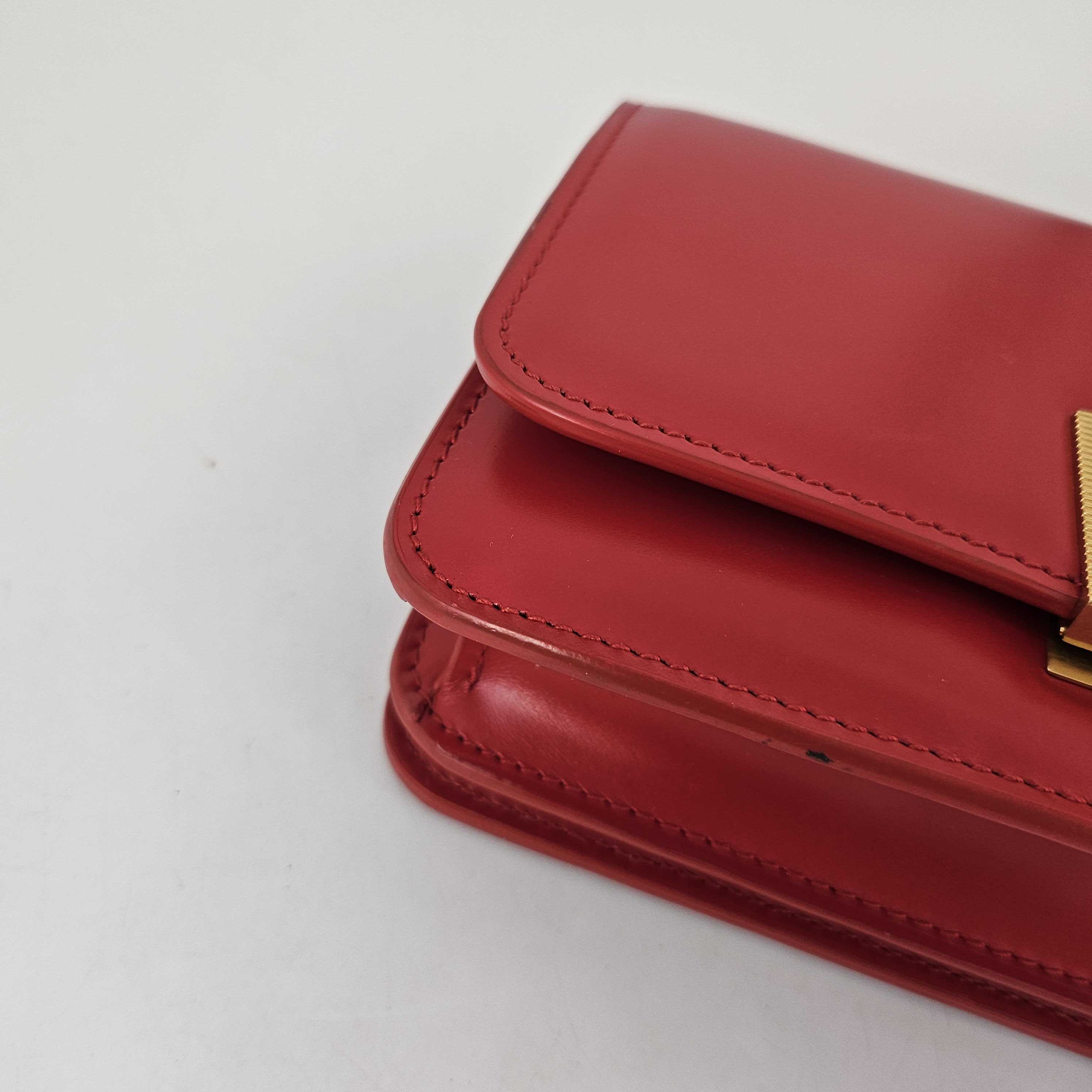 The Classic Mini Leather Shoulder Bag in Red [ReSale]