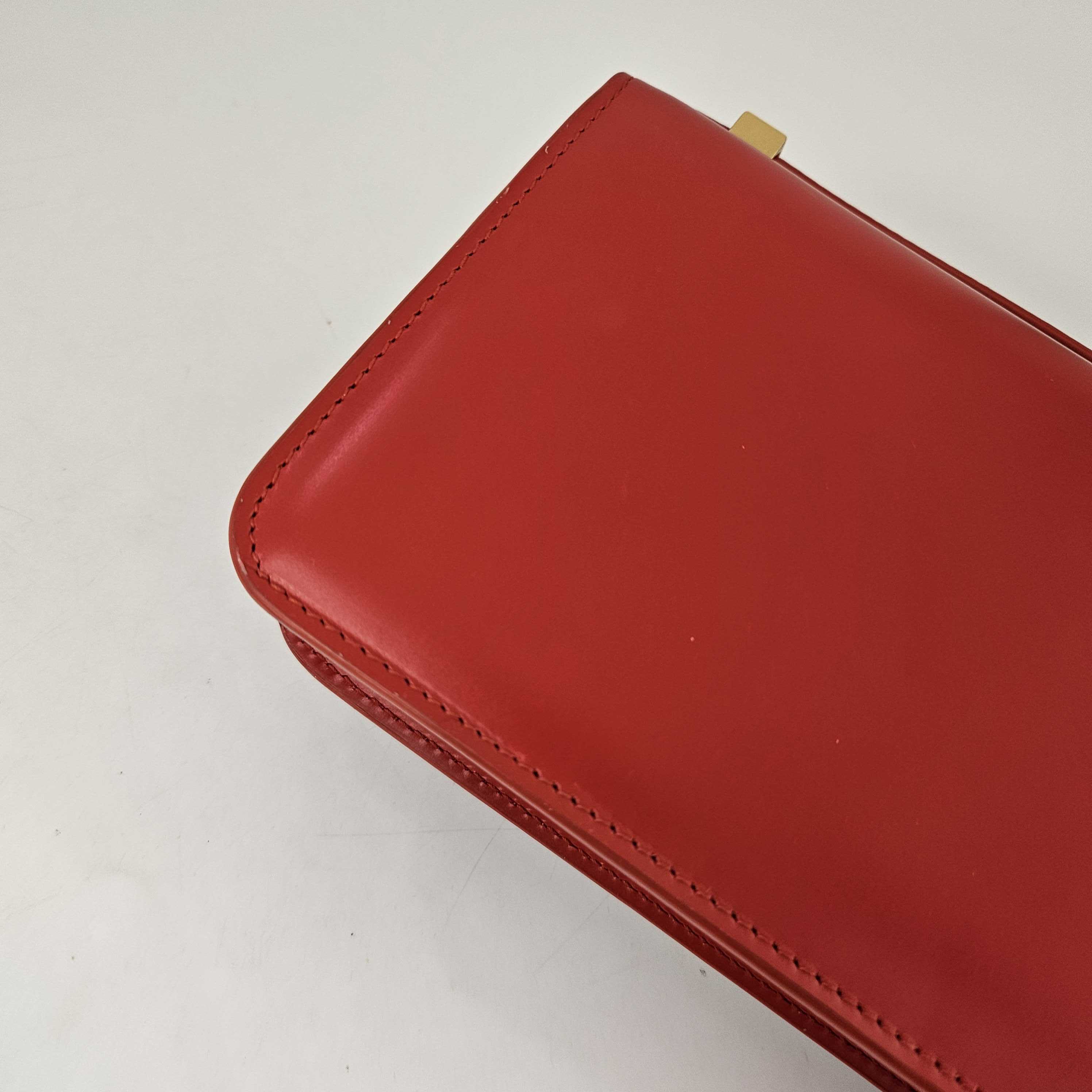 The Classic Mini Leather Shoulder Bag in Red [ReSale]