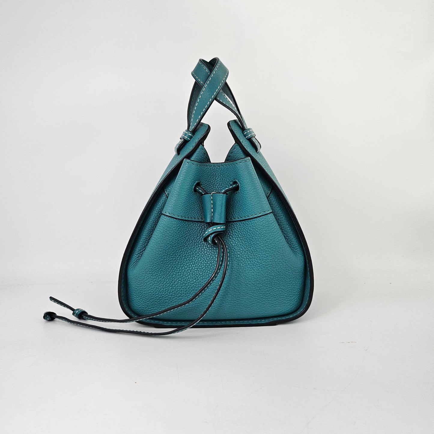 Hammock Mini Leather Shoulder Bag in Green [ReSale]