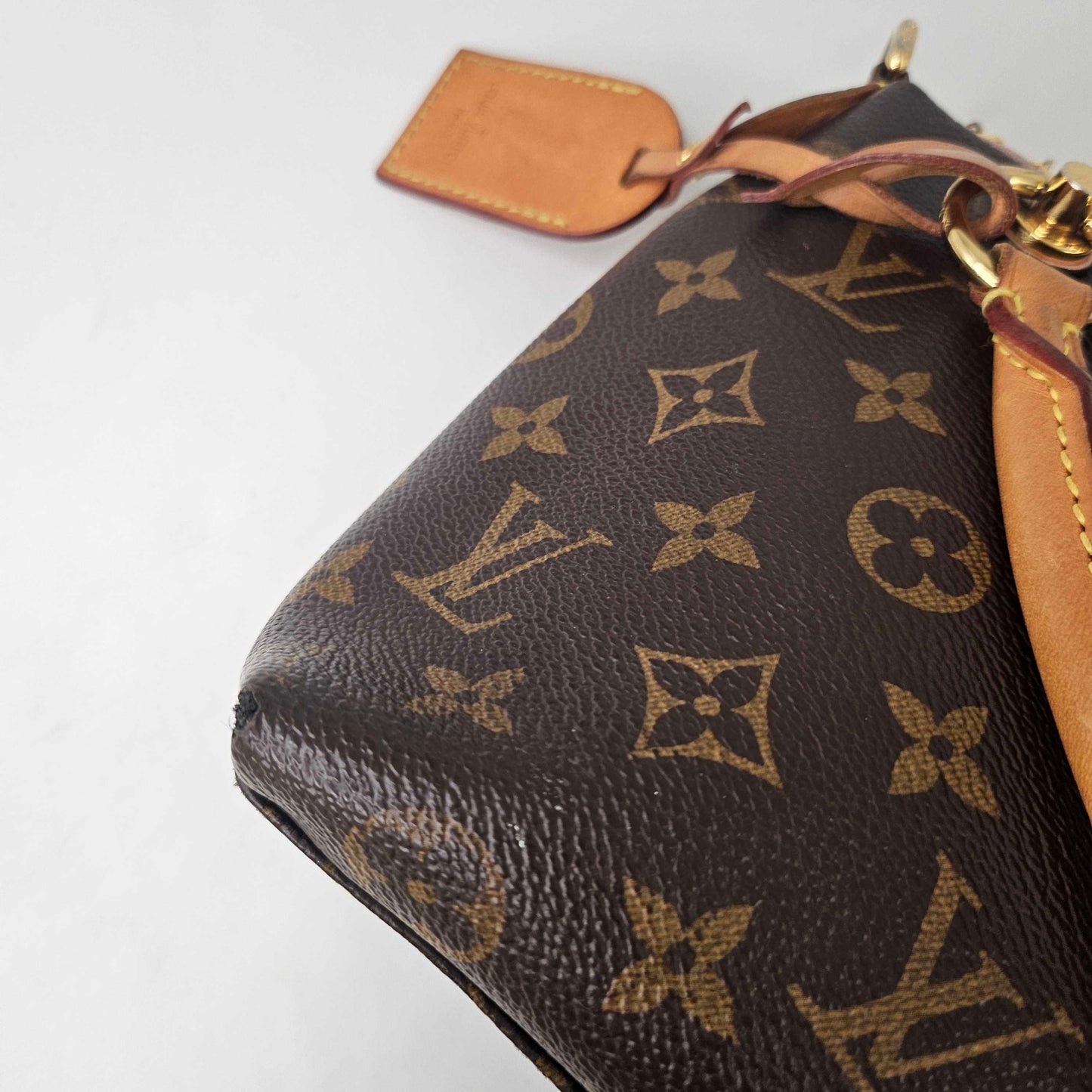 V Tote BB in Monogram Canvas and Pink Leather [ReSale]