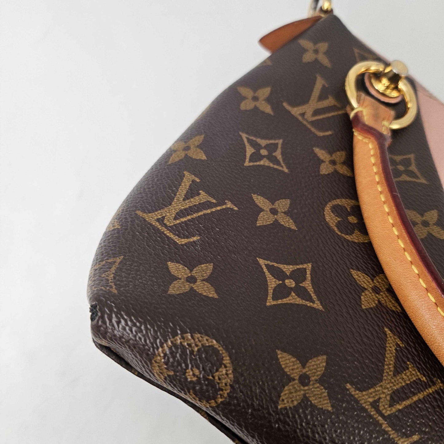 V Tote BB in Monogram Canvas and Pink Leather [ReSale]