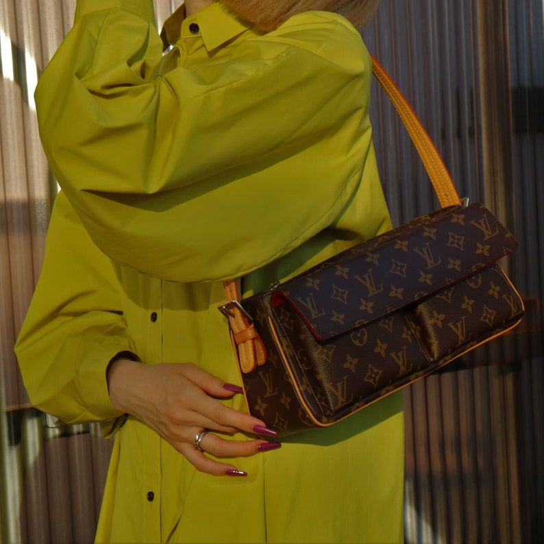 Viva Cite MM in Monogram Canvas 2004