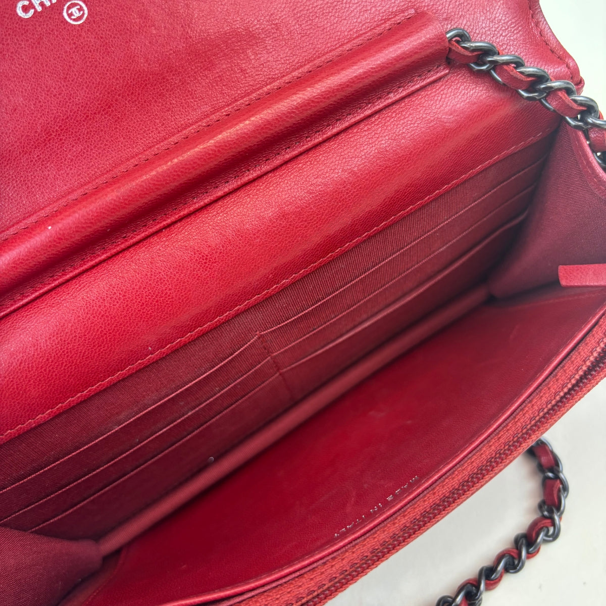 Boy Wallet On Chain in Red Leather [ReSale]