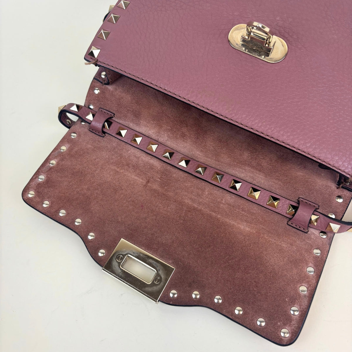 Garavani Small Rockstud Grained Leather Bag in Dark Nude [ReSale]