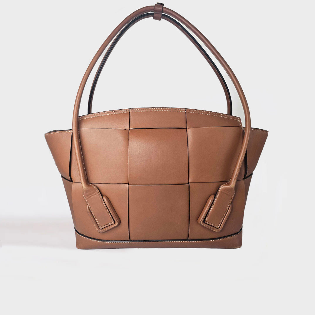 Arco Large Intrecciato Leather Tote Bag in Wood [ReSale]