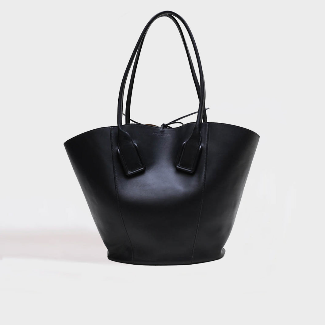 BOTTEGA VENETA Basket Large Leather Tote Bag in Black [ReSale]