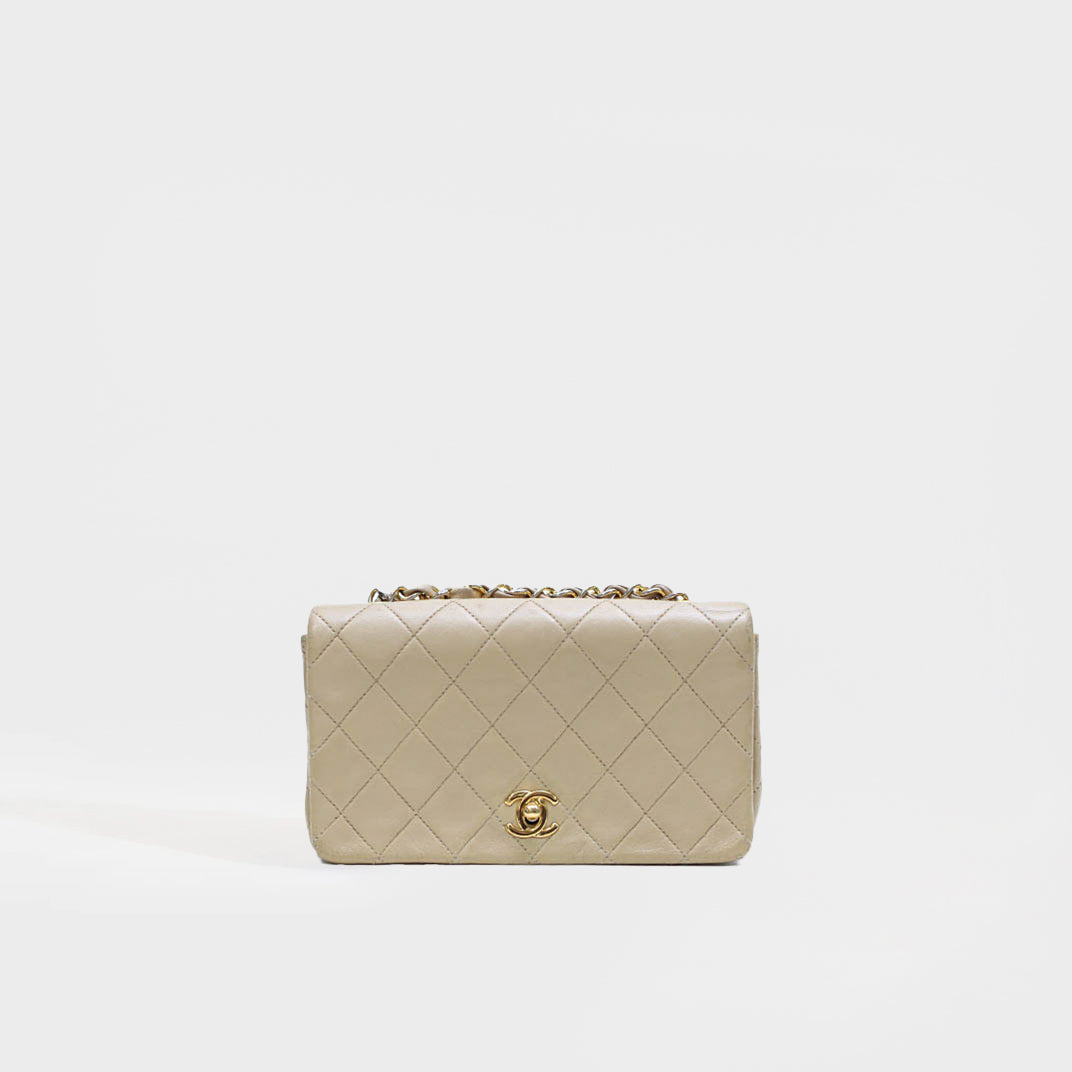 Classic Single Flap Bag in Beige Lambskin 2011 [ReSale]