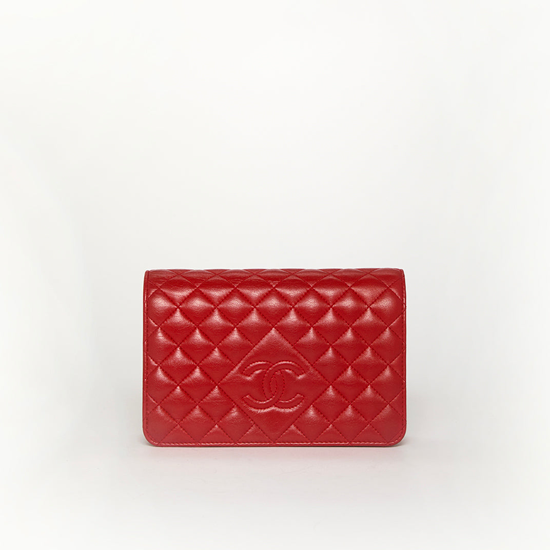 Diamond CC Wallet on Chain in Red Lambskin Leather