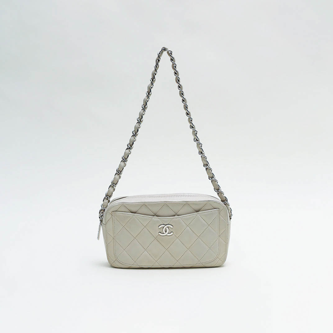 Quilted Leather Camera Case in Cream with Silver Hardware 2005 - 2006 [ReSale]