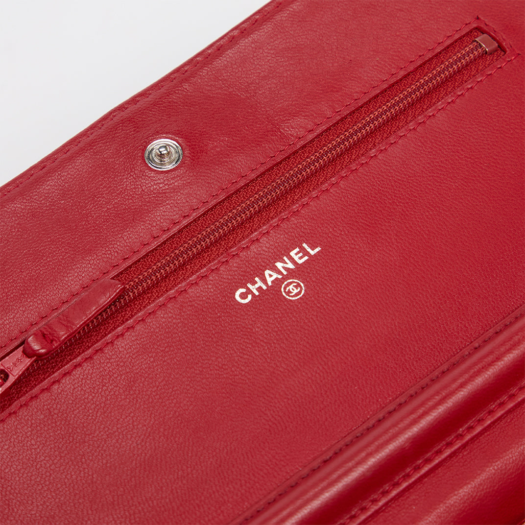 Wallet on Chain in Red and Pink Leather