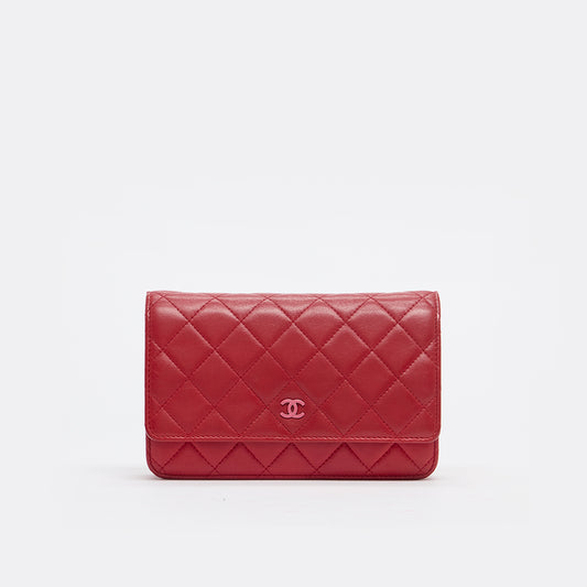 Wallet on Chain in Red and Pink Leather