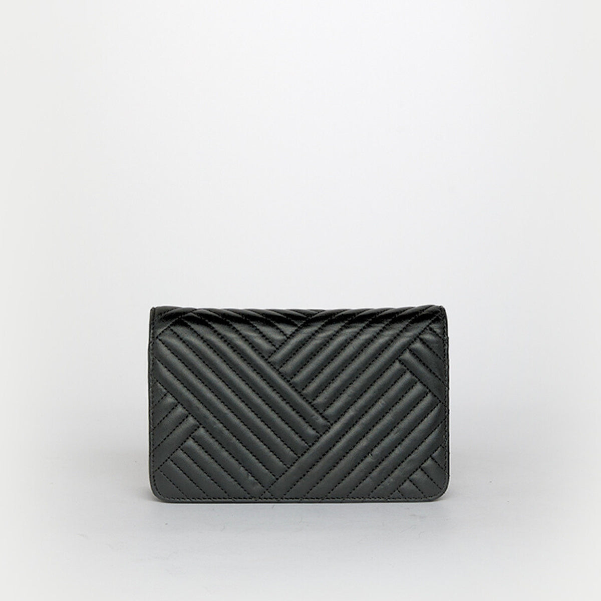 CC Crossing Wallet on Chain in Black Leather