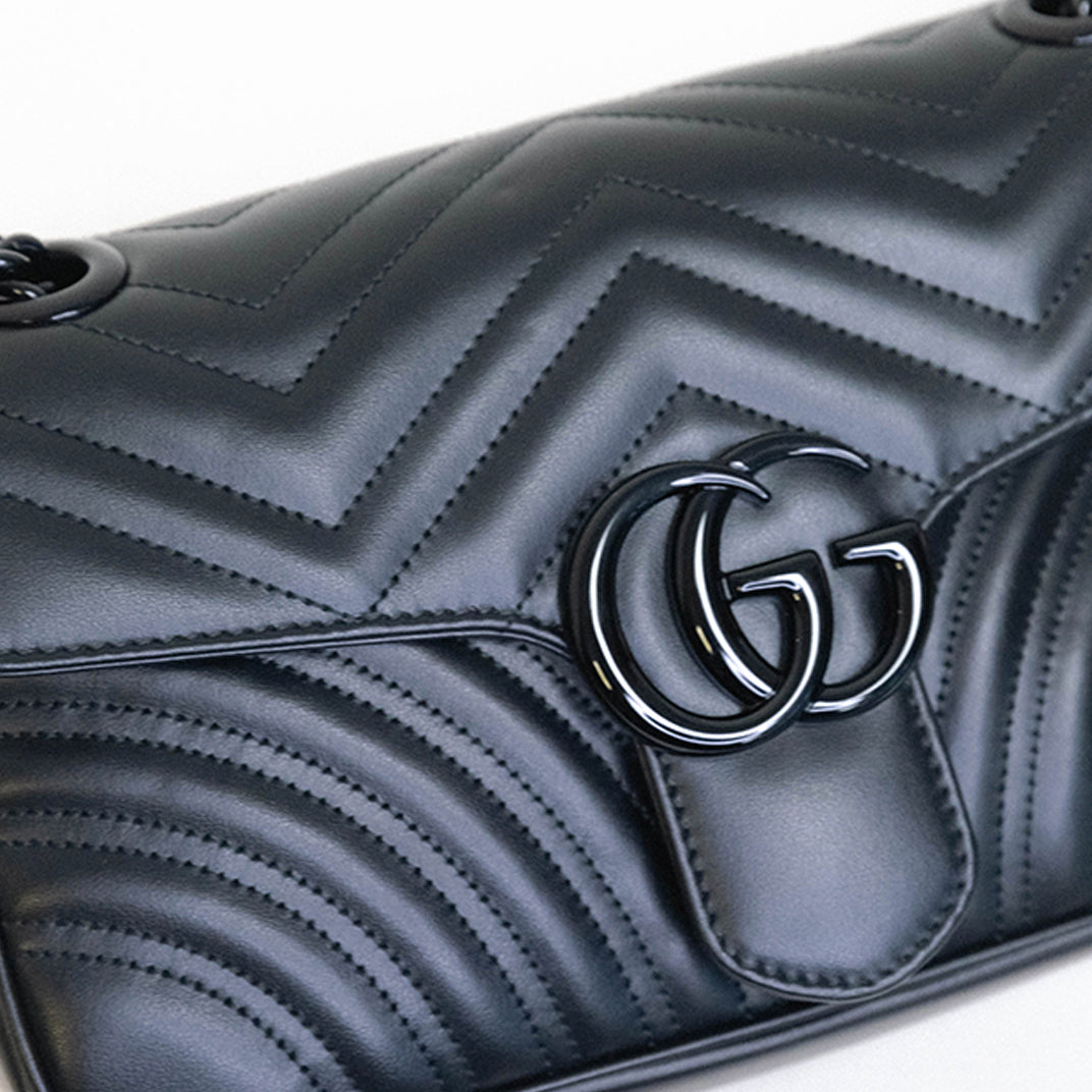 Small GG Marmont Shoulder Bag in Black Leather