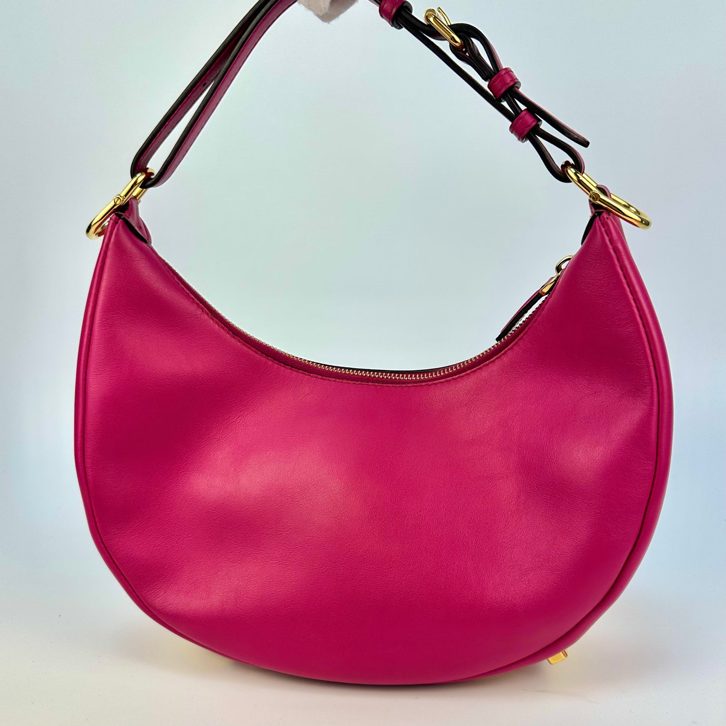 Small Fendigraphy in Fuchsia [ReSale]