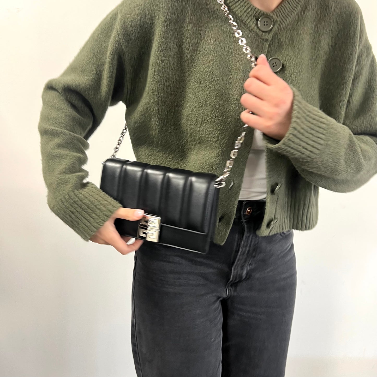 Small 4G Padded Leather Bag in Black [ReSale]