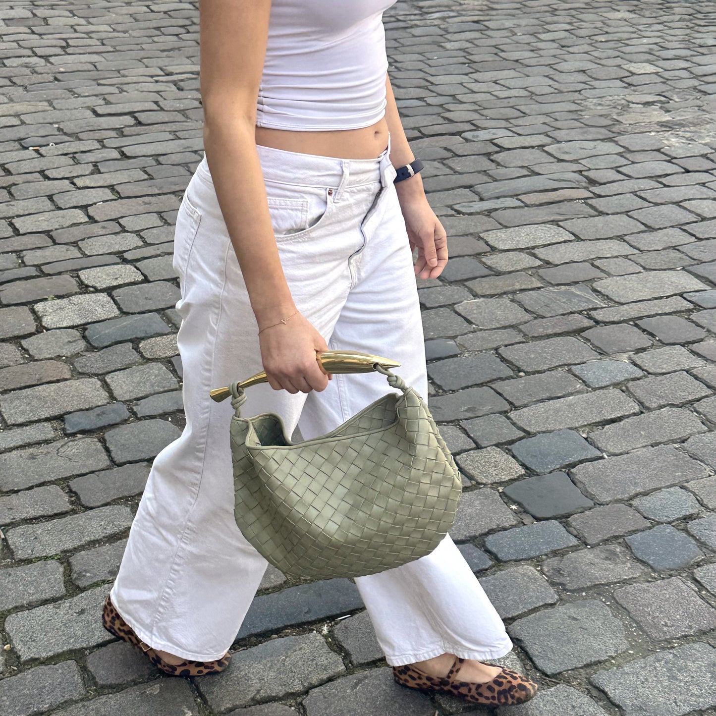 Classic Sardine Intrecciato Leather Bag in Travertine