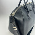 Medium Antigona Bag in Black [ReSale]