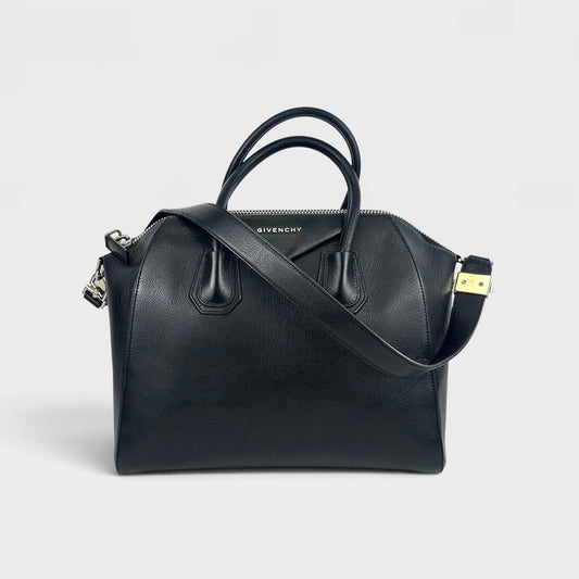 Medium Antigona Bag in Black [ReSale]