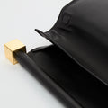 La Pochette Rond Carré in Black
