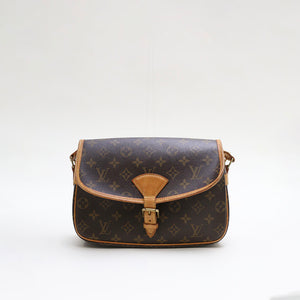 LOUIS VUITTON Monogram Sologne Shoulder Bag in Monogram Canvas 2011 [ReSale]