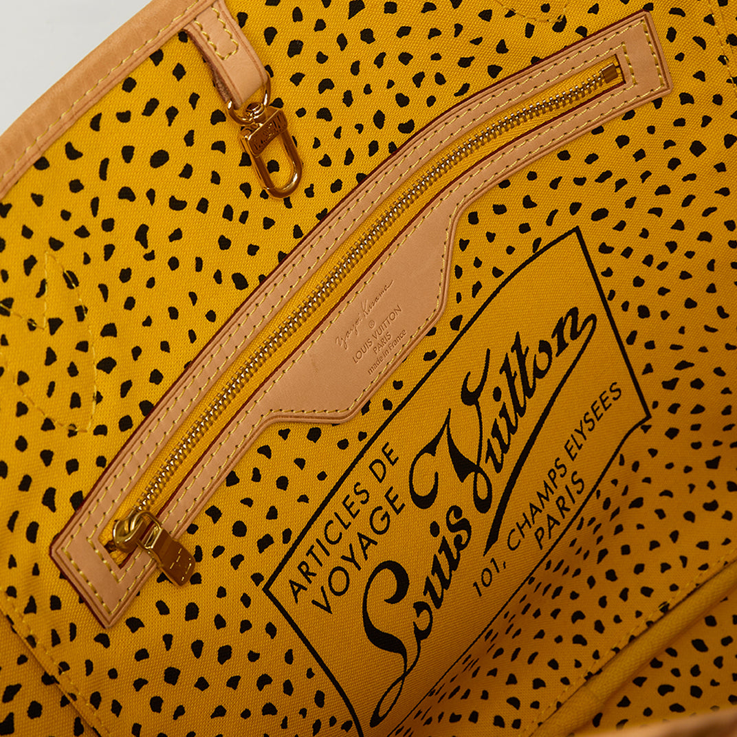 x Yayoi Kusama Neverfull MM Tote Bag in Jaune Infinity Dots Monogram