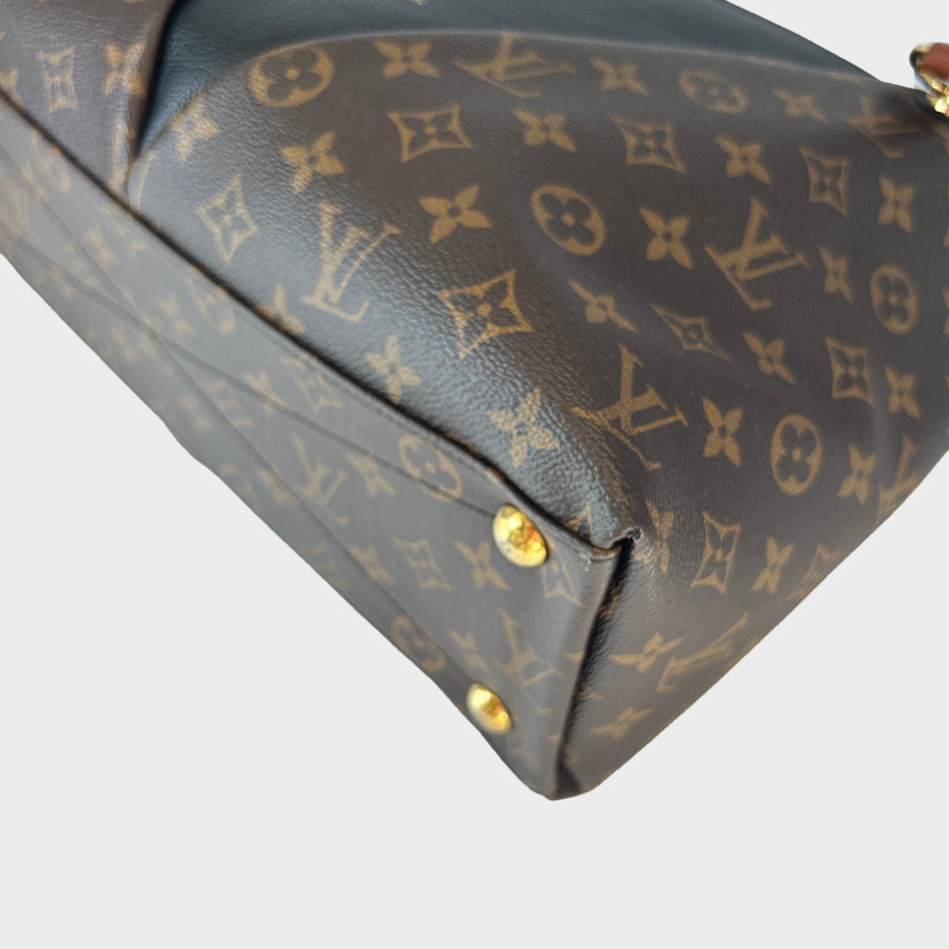V Tote MM in Monogram and Black Leather [ReSale]