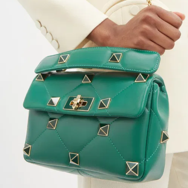 Garavani Roman Medium Stud Leather Shoulder Bag in Green